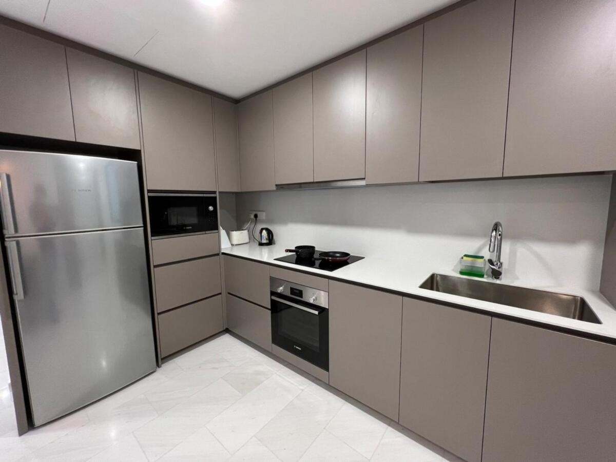 Eaton Suites Klcc Куала-Лумпур Экстерьер фото