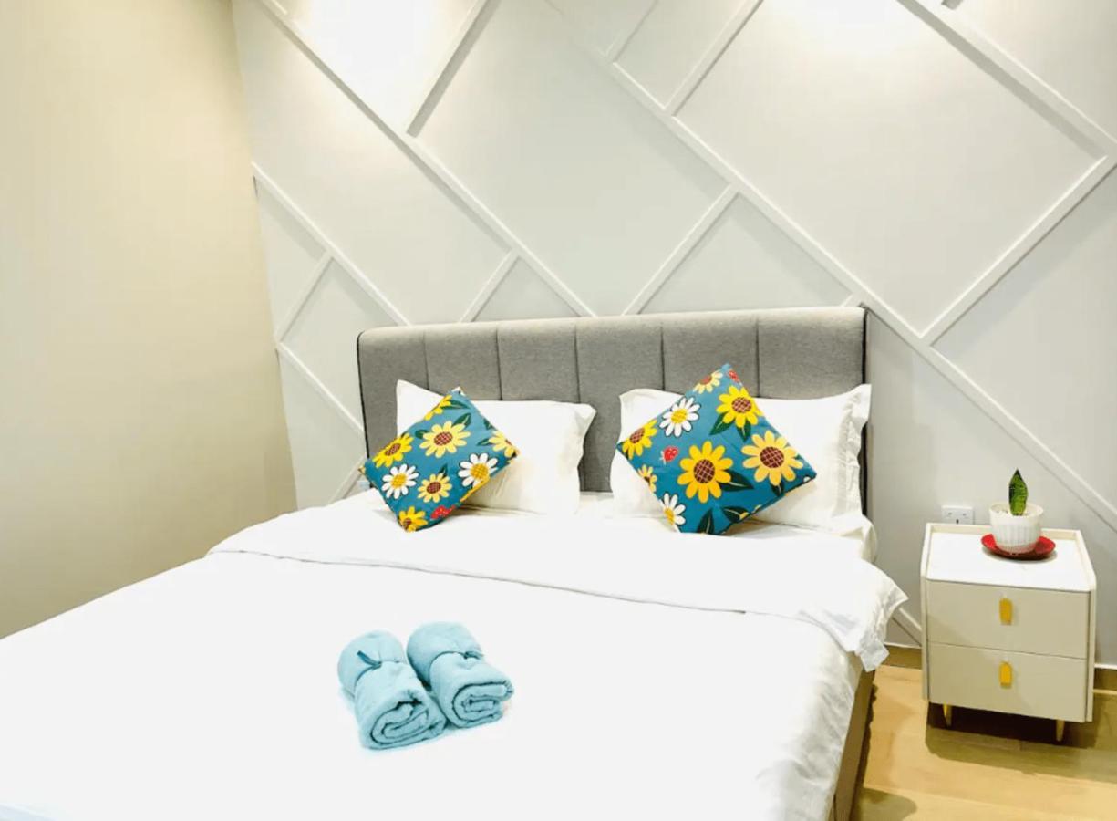 Eaton Suites Klcc Куала-Лумпур Экстерьер фото